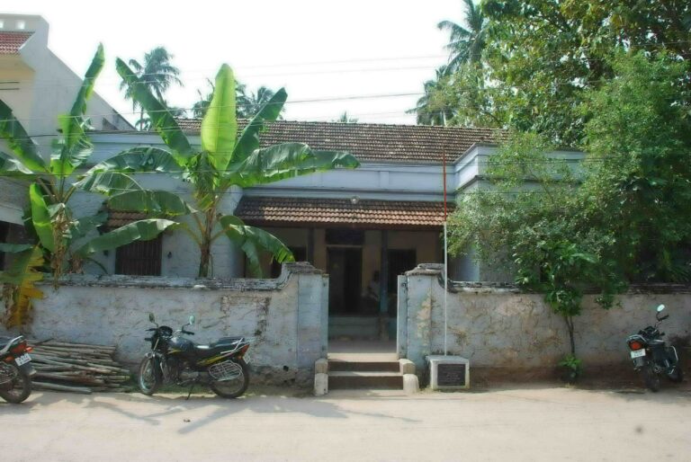 Grama Samudaya Budiling